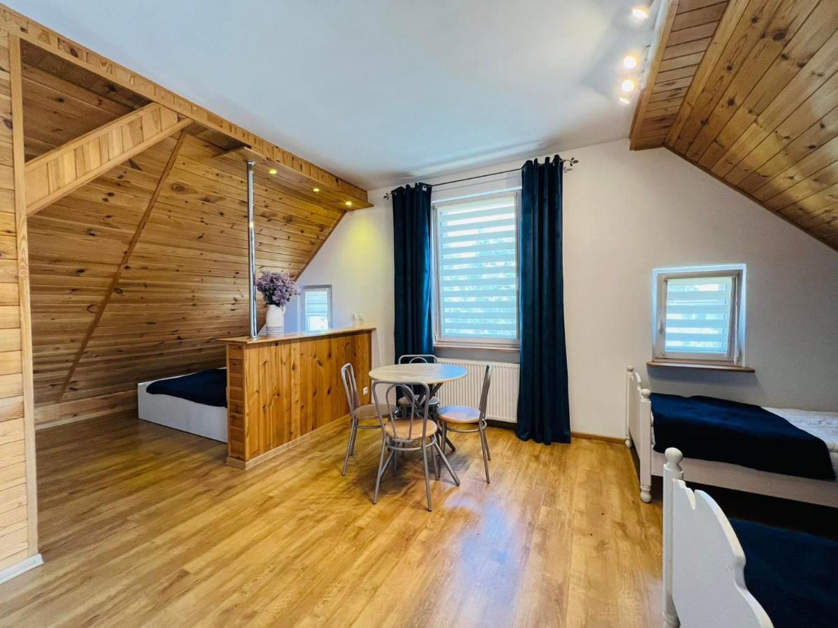 Rodzinny Dom Goscinny "U Krysi"- Pokoje I Apartmanenty Z Lazienkami-Grupa Hotelowa Plazowelove Krynica Morska Exterior foto
