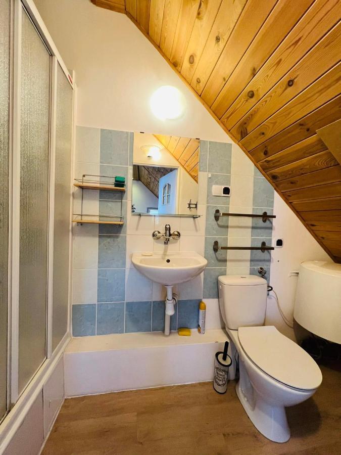 Rodzinny Dom Goscinny "U Krysi"- Pokoje I Apartmanenty Z Lazienkami-Grupa Hotelowa Plazowelove Krynica Morska Exterior foto